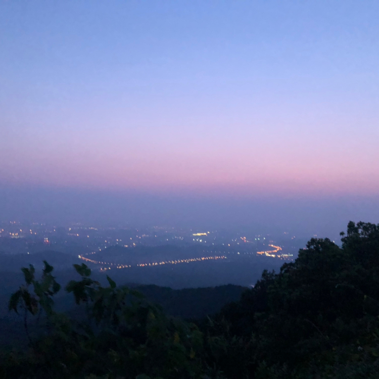 夏天紫金山看日出