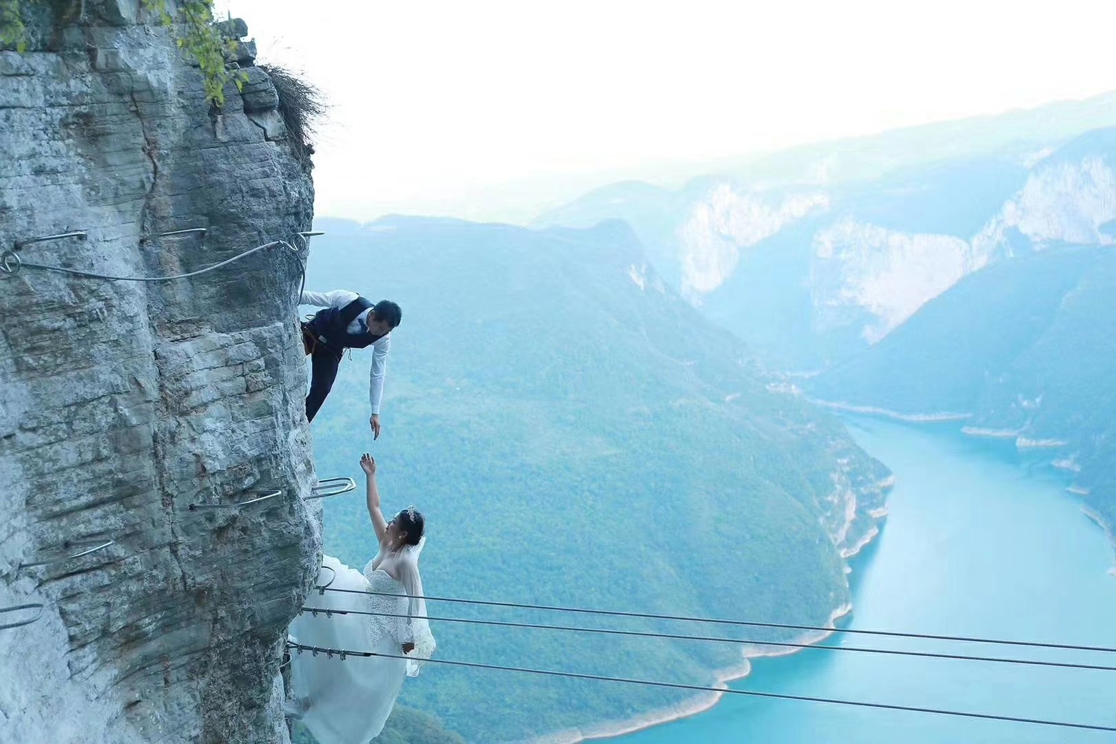 鸡公岭飞拉达门票